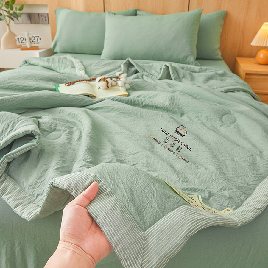 Selimut Musim Panas Berbahan M - Bed Sheet Microfiber ulasan dan harga